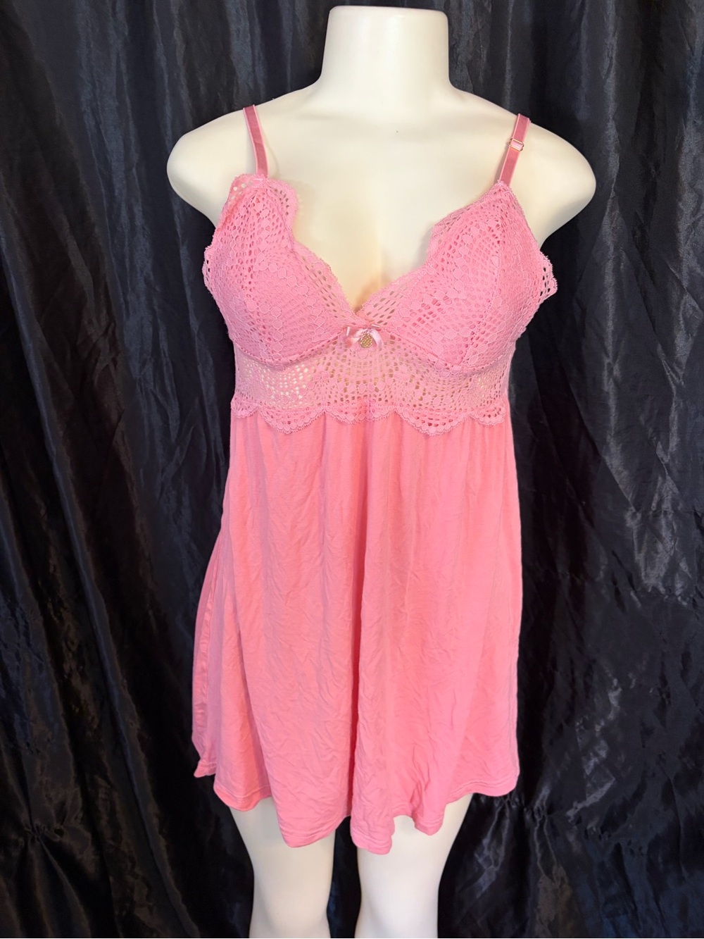 Daisy Fuentes Pink Lace-Trim Chemise